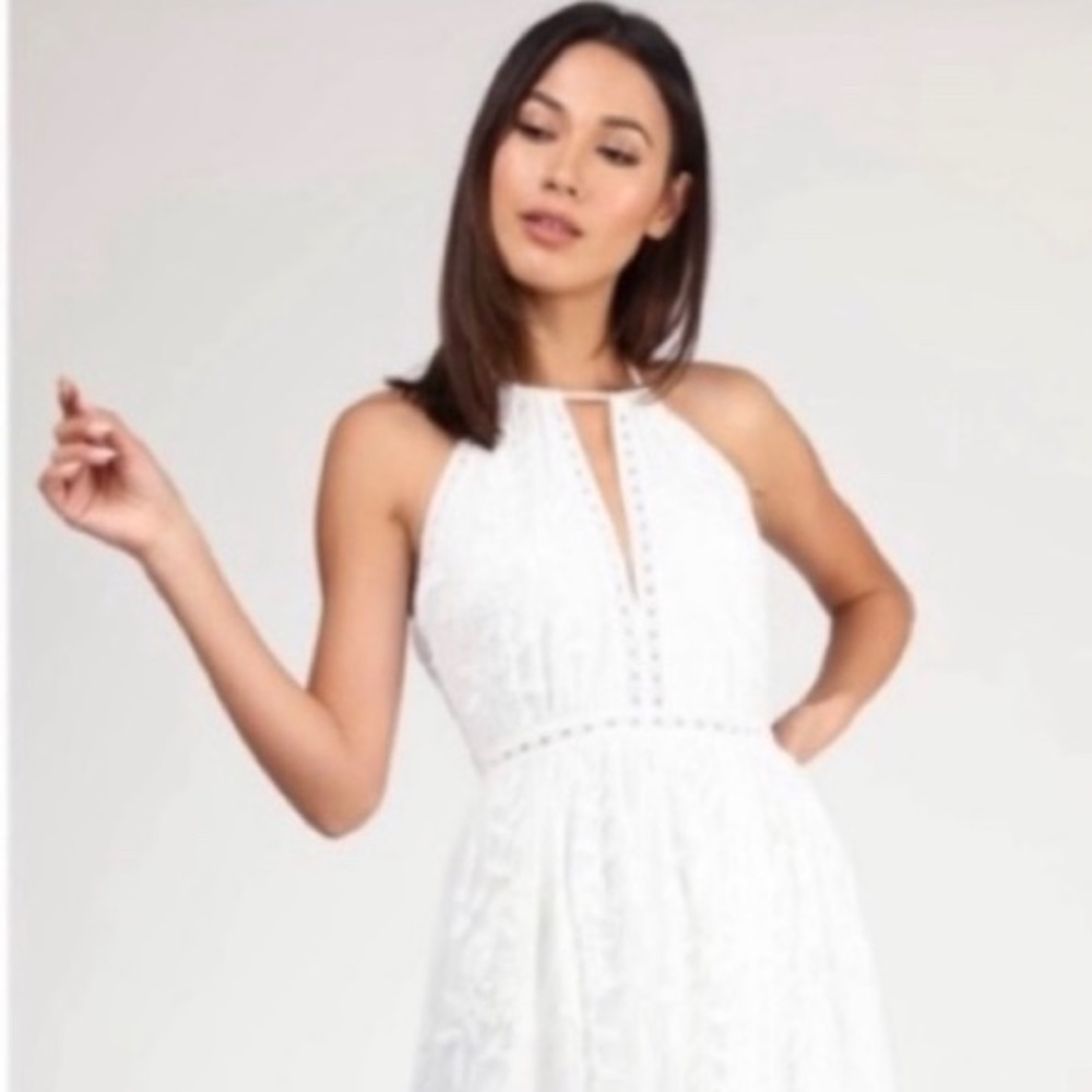 White lace halter maxi dress - Picture 5 of 10